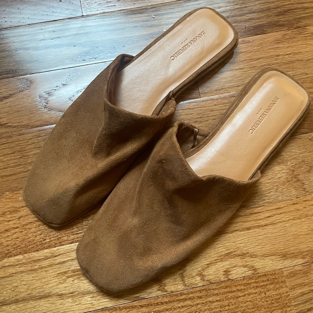 Banana Republic Soft Mule Cognac Size 7.5 Slide On Shoes